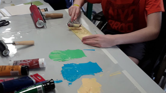 Ateliers gravure en milieu hospitalier avec Marion Le Bec